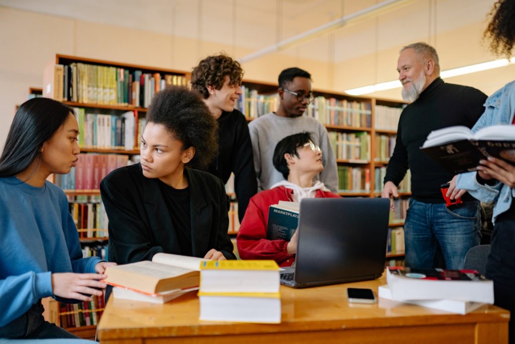 5 Group Study Tips for Students